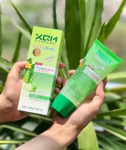XQM Exfoliating Face and Body Scrub Gel - 100 g
