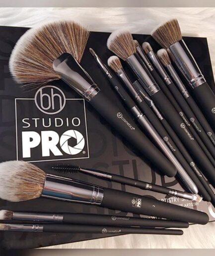 13 Pcs B.H Cosmetics Studio Pro Brush Set Beautiful essential makeup brushes
