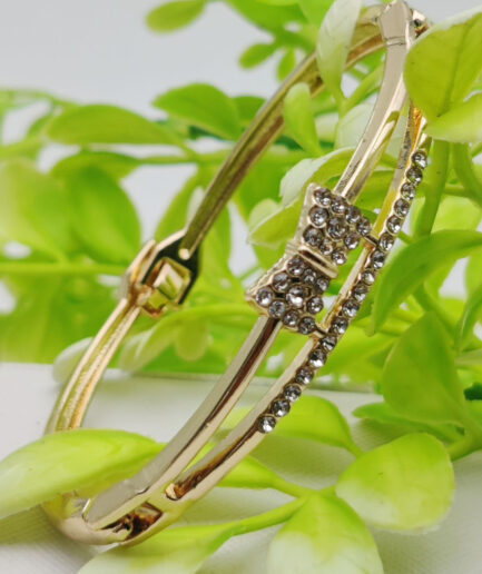 | Best Quality Artificial Bracelet For Girls & Women | Bracelet For Every Occasion | Elegant Design