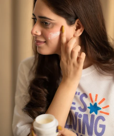 GlowNatural LuminaFade Precision Brightening And Advanced Spot Correcting GlowCream For Radiant And Even Skin Tone - 50g